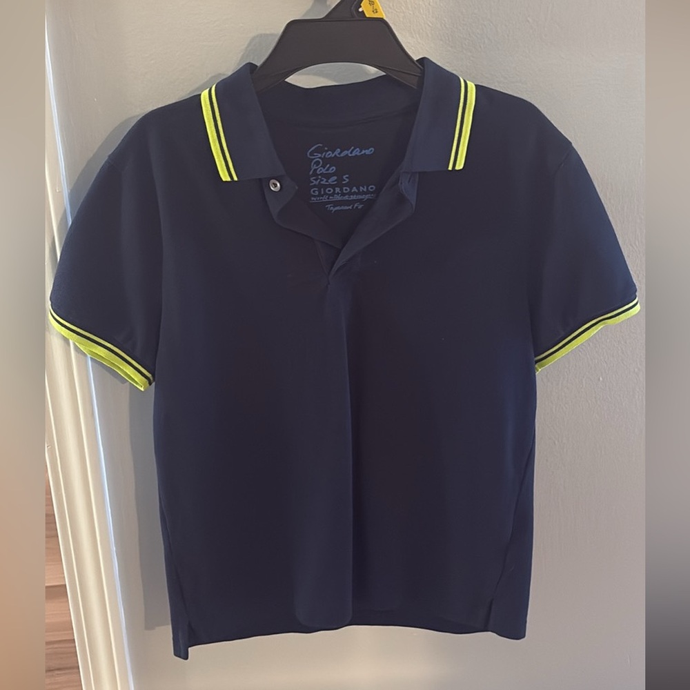 3 for $15 Giordano tapered polo size Small
